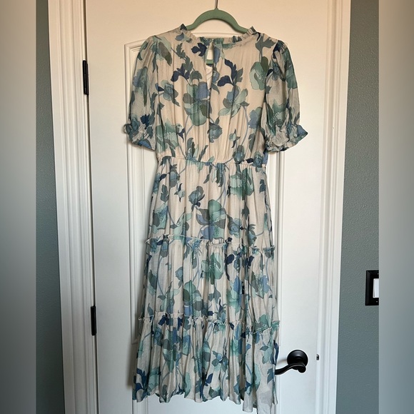 Womens Textured Floral Ruffle Neck Short Sleeve Dress - Picture 7 of 8